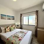 By Homing Apartment Portimão