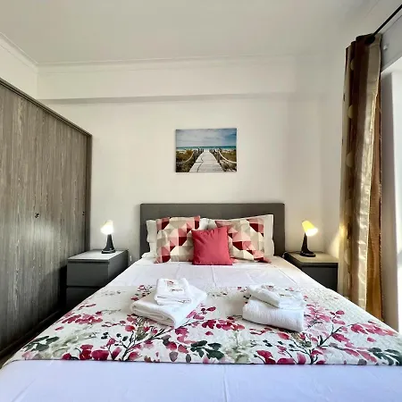 Apartment By Homing