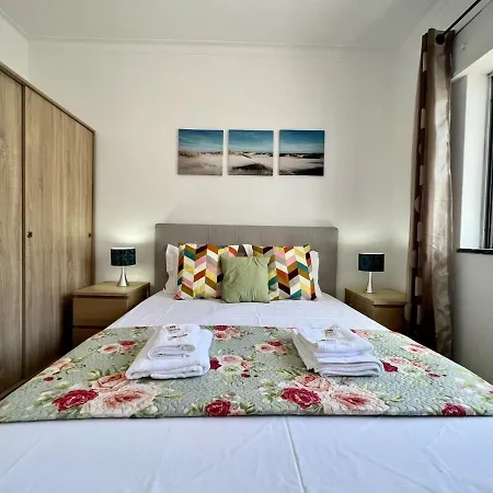 By Homing Apartment Portimão