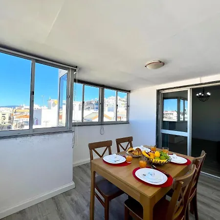 By Homing * Portimão