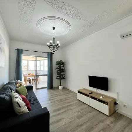 By Homing * Portimão