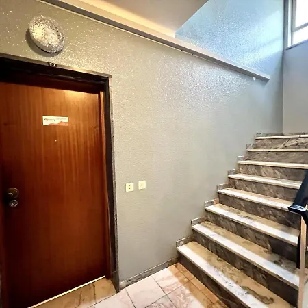 By Homing Διαμέρισμα *